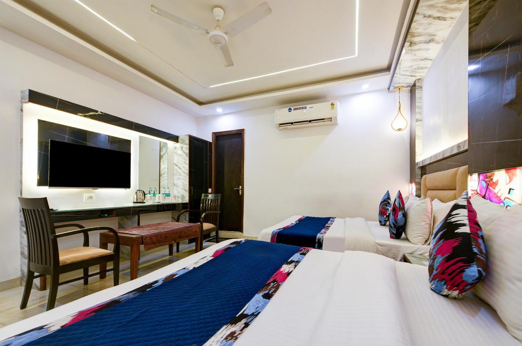 Hotel Shri Vinayak In City Centre At New Delhi Railway Station-By Rcg Hotels Exterior foto