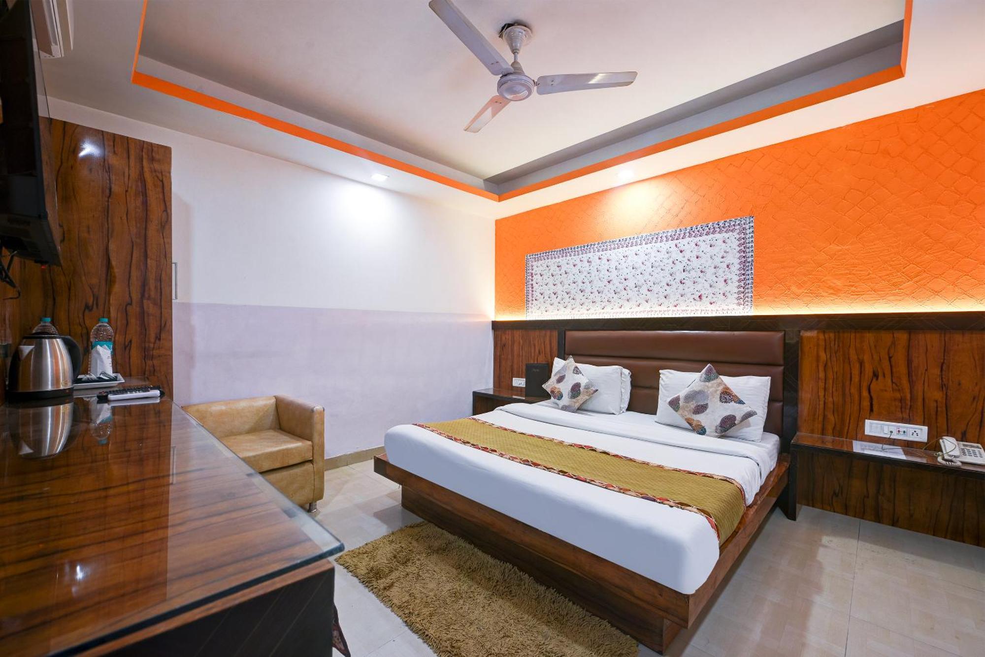 Hotel Shri Vinayak In City Centre At New Delhi Railway Station-By Rcg Hotels Exterior foto