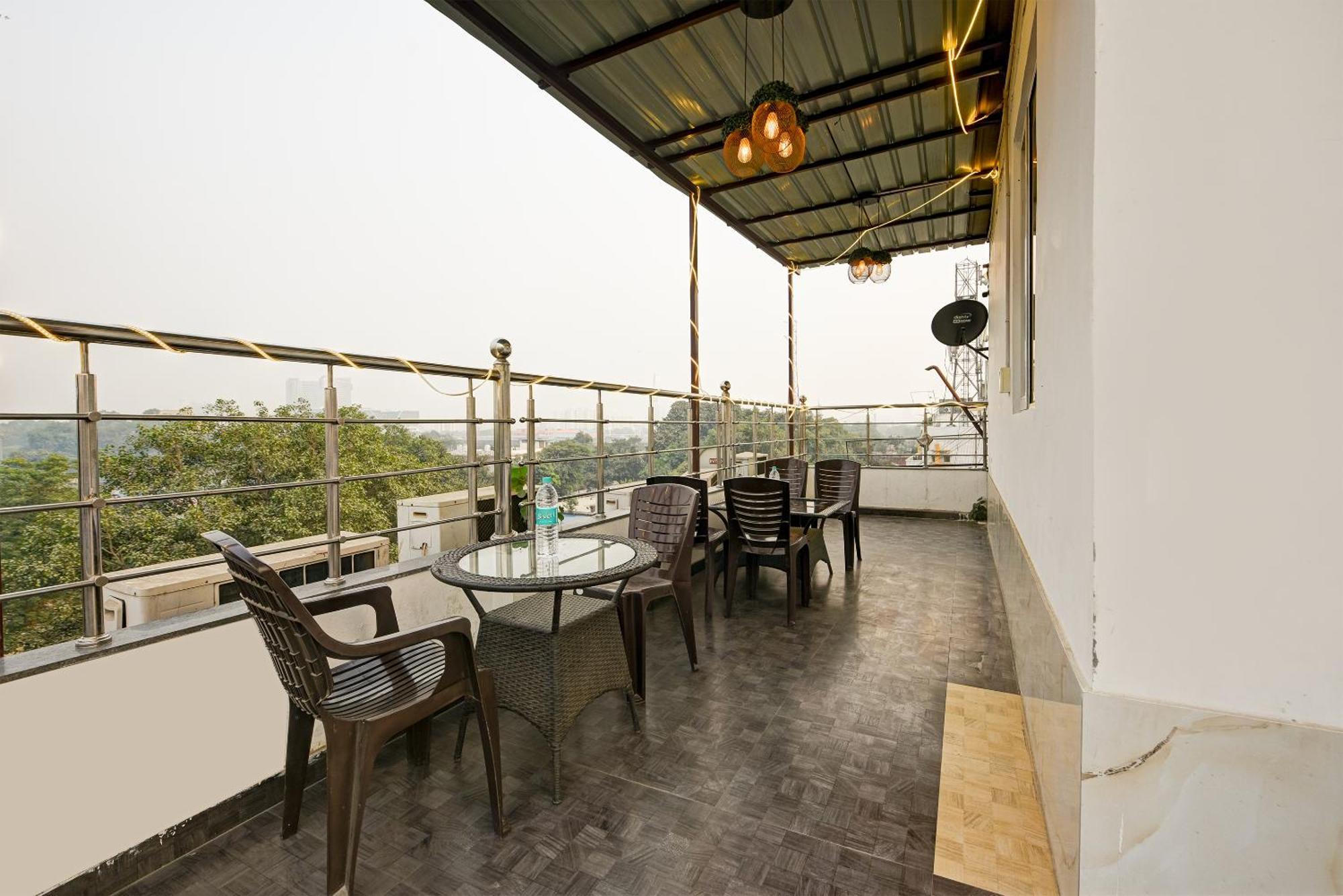 Hotel Shri Vinayak In City Centre At New Delhi Railway Station-By Rcg Hotels Exterior foto